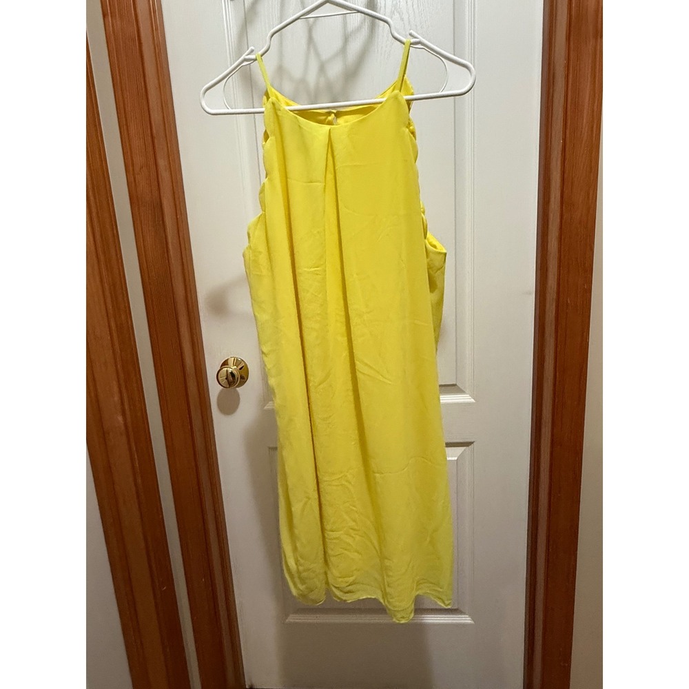 By & By Yellow Scalloped Sleeveless Shift Dress XXL High Neck Pleated Mini